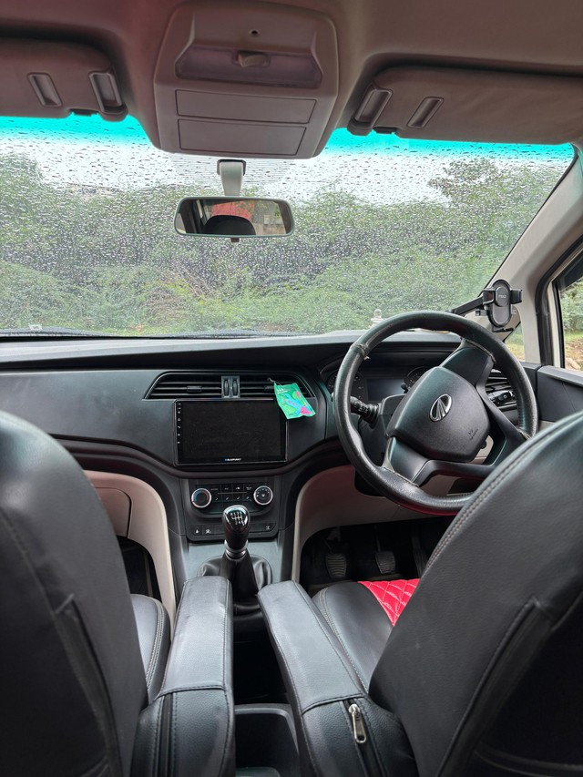 Mahindra Marazzo M2 Second-hand 2023 Mahindra Marazzo M2 for sale in Kanchipuram-8