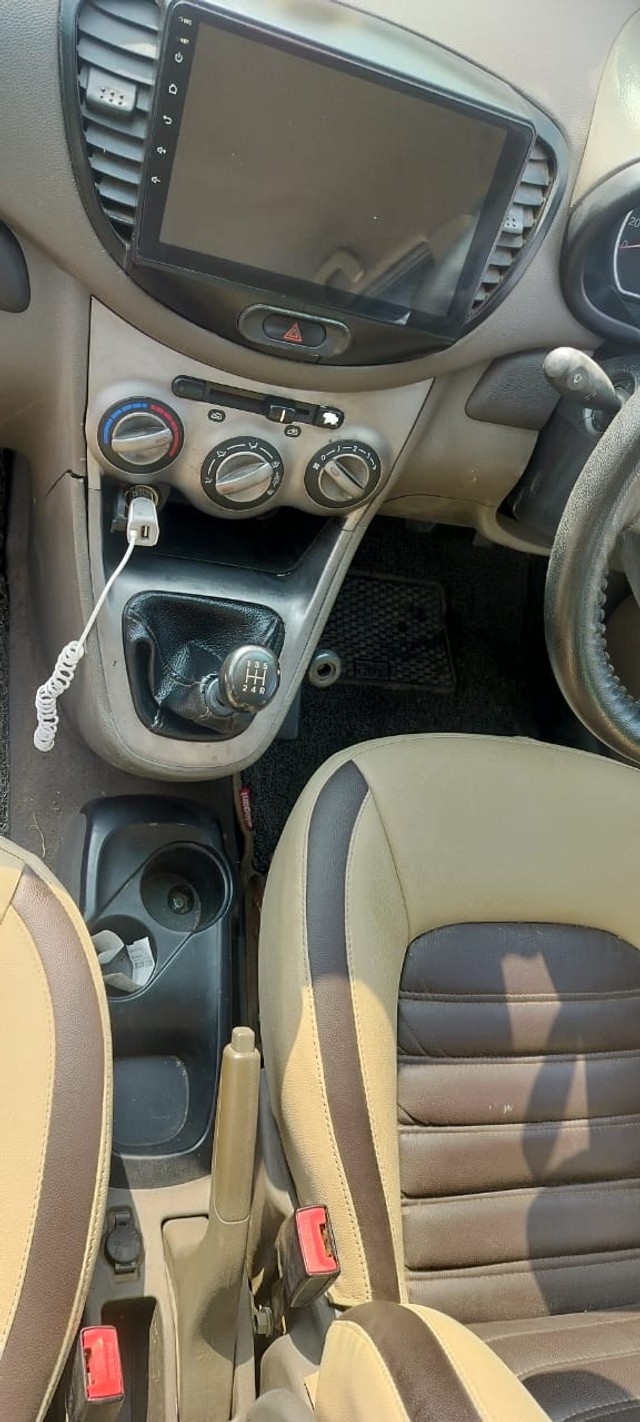 Second-hand 2012 Hyundai i10 Era for sale in Noida-10