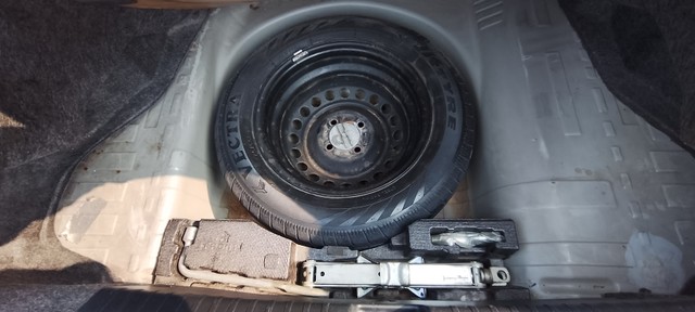 Second-hand 2015 Honda Amaze E i-Vtech for sale in Noida-4