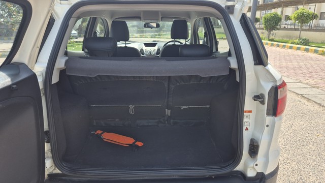 Second-hand 2016 Ford Ecosport 1.5 Petrol Titanium Plus BSIV for sale in Noida-9