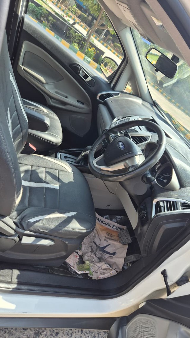Second-hand 2016 Ford Ecosport 1.5 Petrol Titanium Plus BSIV for sale in Noida-12