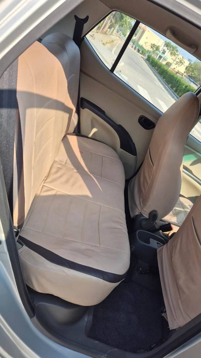 Second-hand 2015 Hyundai i10 Magna 1.1L for sale in Noida-11