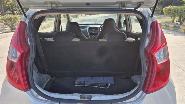 Second-hand 2016 Hyundai EON Sportz for sale in Noida-10