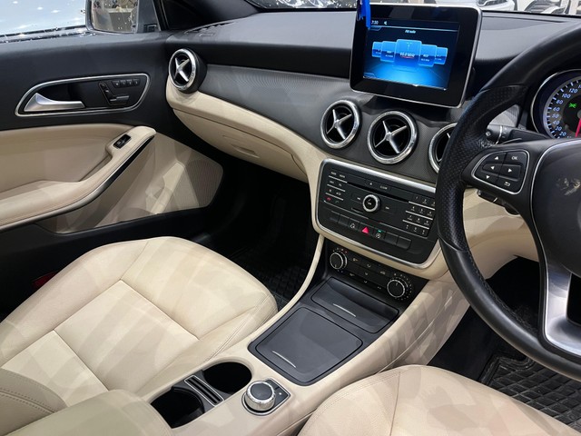 Second-hand 2015 Mercedes-Benz CLA 200 CGI Sport for sale in Bangalore-14