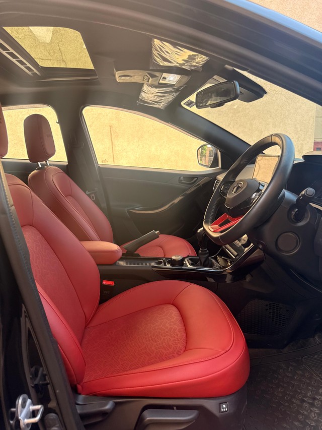 Tata Nexon XZ Plus LUXS Red Dark BSVI Second-hand 2023 Tata Nexon XZ Plus LUXS Red Dark BSVI for sale in Thane-13