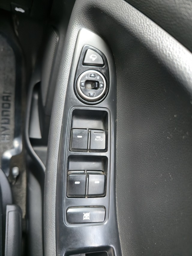 Second-hand 2016 Hyundai i20 Active 1.4 SX for sale in Thane-6