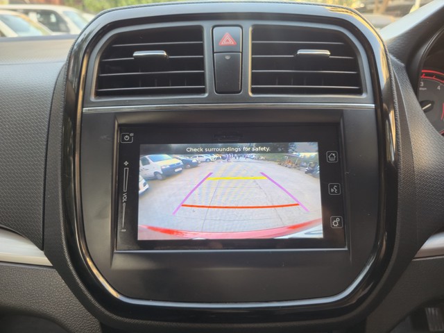 Second-hand 2016 Maruti Suzuki Vitara Brezza ZDi Plus for sale in Thane-14