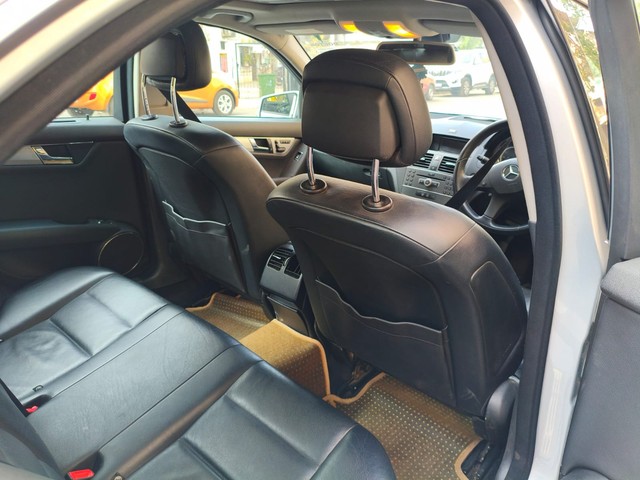 Second-hand 2010 Mercedes-Benz C-Class C 200 CGI Elegance for sale in Mumbai-5
