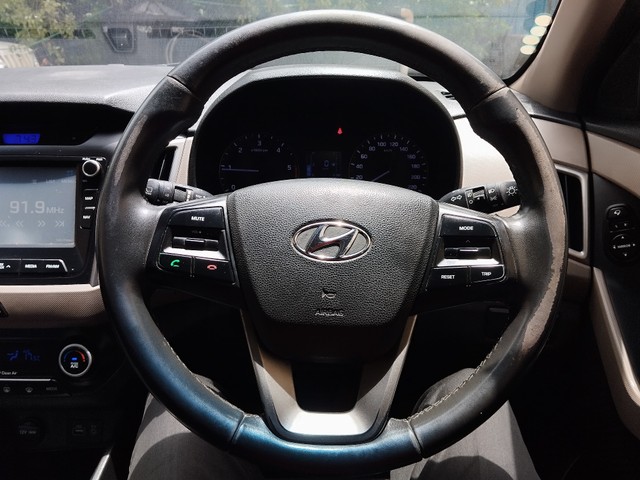 Second-hand 2016 Hyundai Creta 1.6 CRDi SX Plus for sale in Thane-8