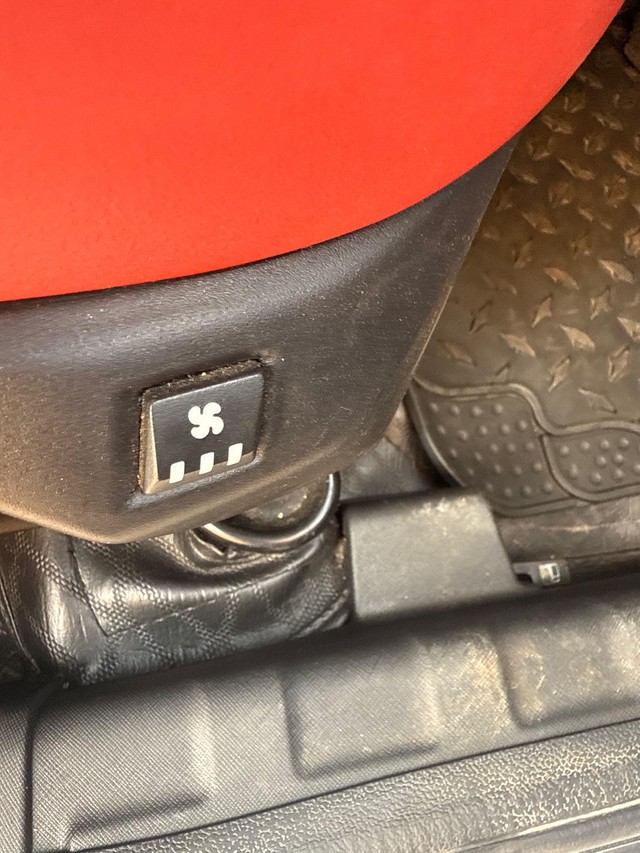 Tata Nexon XZ Plus LUXS Red Dark BSVI Second-hand 2023 Tata Nexon XZ Plus LUXS Red Dark BSVI for sale in Thane-14