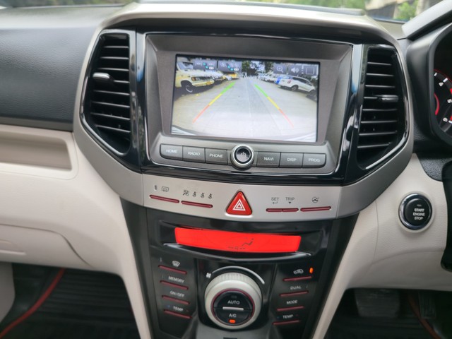 Second-hand 2021 Mahindra XUV300 W8 Diesel BSVI for sale in Thane-15