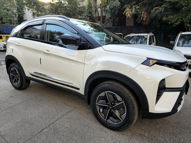 Second-hand 2023 Tata Nexon Creative Plus S for sale in Thane-7