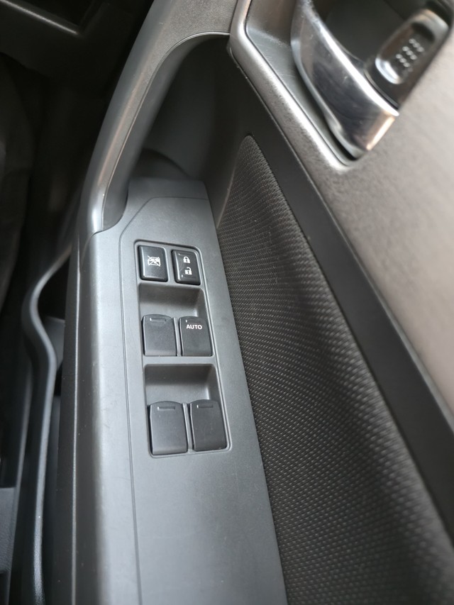 Second-hand 2016 Maruti Suzuki Vitara Brezza ZDi Plus for sale in Thane-17