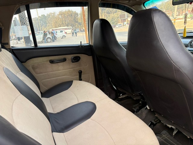 Second-hand 2011 Hyundai Santro Xing GLS for sale in New Delhi-7