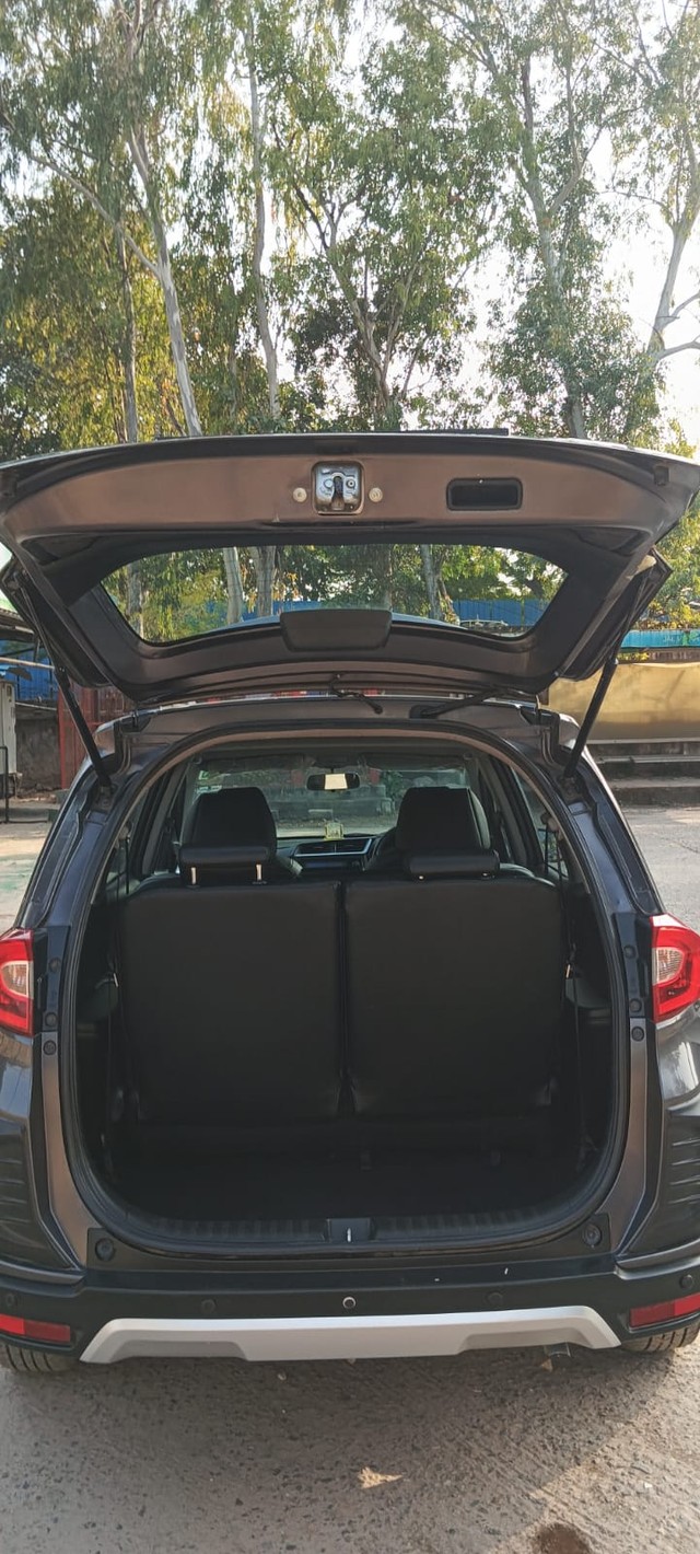 Honda BR-V i-VTEC VX MT Second-hand 2017 Honda BR-V i-VTEC VX MT for sale in New Delhi-13