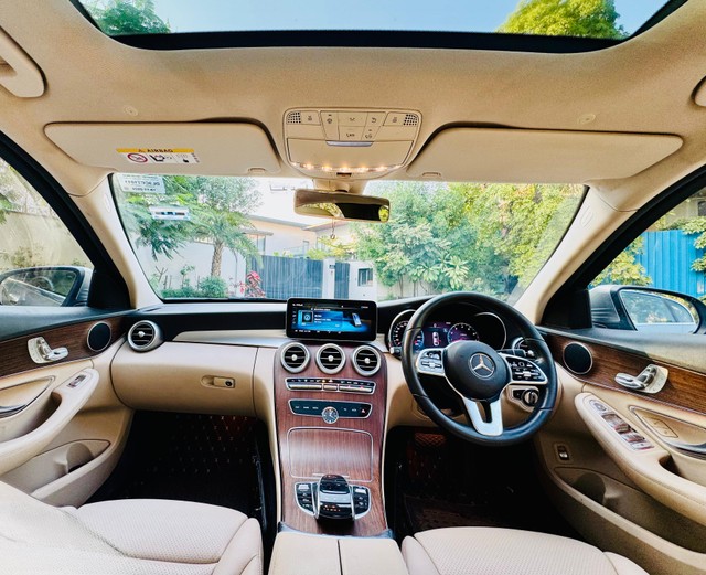 Second-hand 2020 Mercedes-Benz C-Class Progressive C 200 for sale in Gurgaon-9