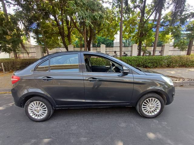 https://images10.gaadi.com/usedcar_image/UP1A.231005.007/original/0725ea57-5dce-44c5-a01f-ce0eebfffc22.jpg?imwidth=6401