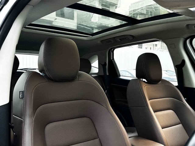 Second-hand 2022 Tata Harrier XZ Plus BSVI for sale in New Delhi-24