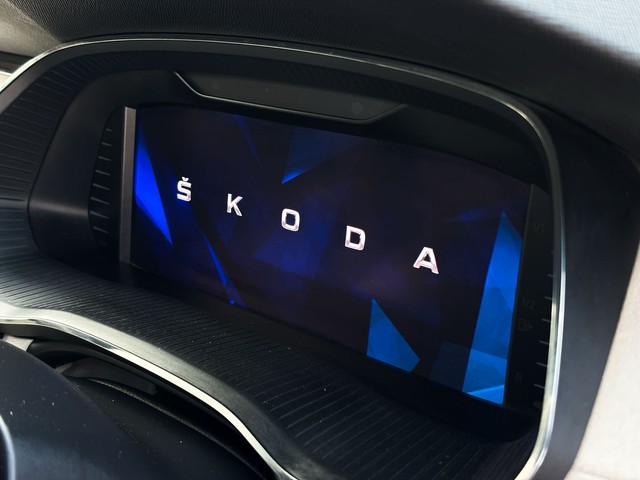 Skoda Octavia Laurin and Klement Second-hand 2022 Skoda Octavia Laurin and Klement for sale in New Delhi-14