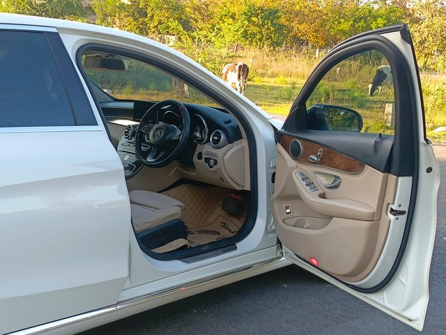 Second-hand 2015 Mercedes-Benz C-Class C 200 AVANTGARDE for sale in New Delhi-3