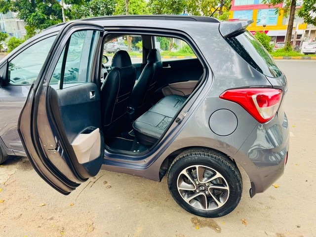 Second-hand 2019 Hyundai Grand i10 1.2 Kappa Sportz BSIV for sale in Vadodara-14