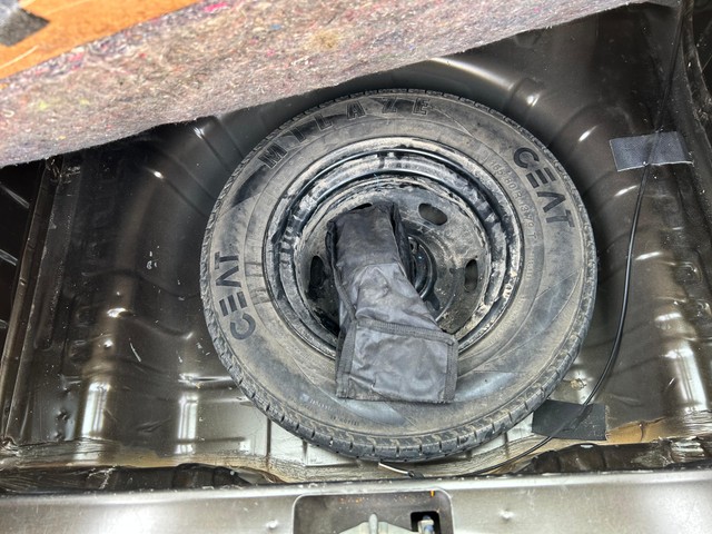 Renault KWID 1.0 RXT Second-hand 2018 Renault KWID 1.0 RXT for sale in Hyderabad-3