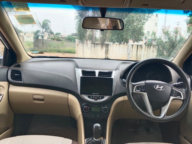 Second-hand 2011 Hyundai Verna 1.6 CRDI for sale in Srikakulam-8