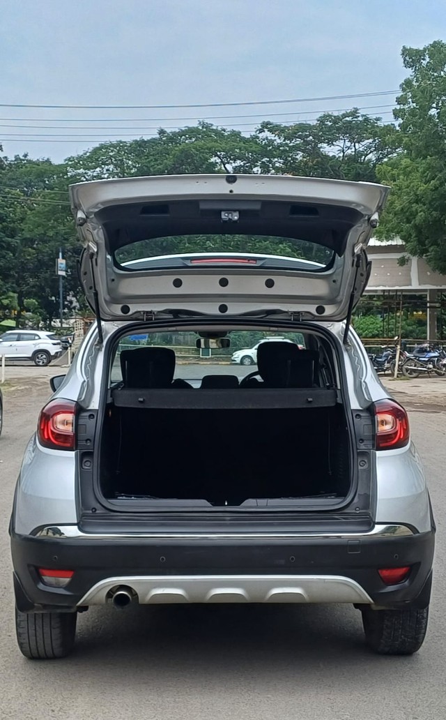 Second-hand 2017 Renault Captur 1.5 Diesel RXT for sale in Indore-11