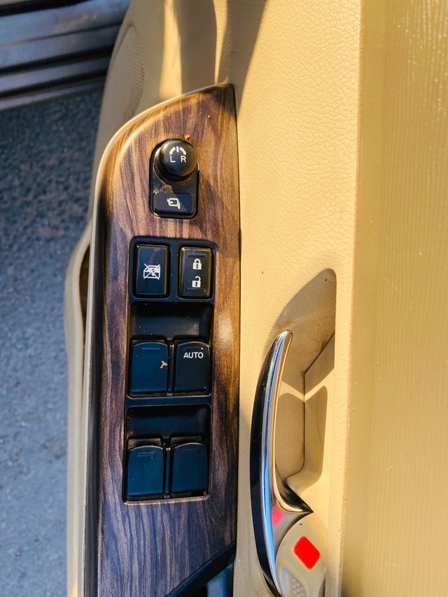 Second-hand 2021 Maruti Suzuki Ertiga VXI for sale in Ahmedabad-12