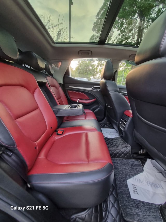 Second-hand 2022 MG Astor Savvy CVT BSVI for sale in New Delhi-6