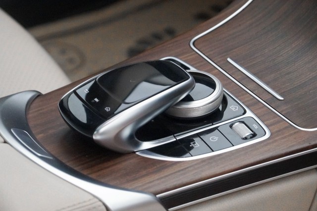 Second-hand 2019 Mercedes-Benz C-Class Progressive C 220d for sale in New Delhi-10