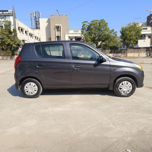 Second-hand 2018 Maruti Suzuki Alto 800 LXI for sale in Mehsana-1