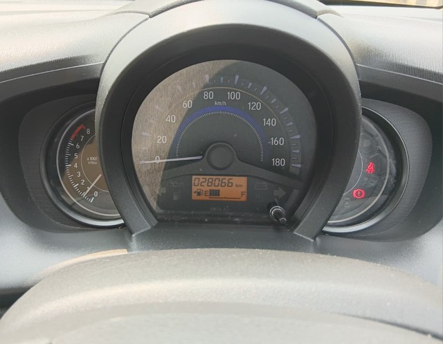 Second-hand 2016 Honda Amaze VX i-VTEC for sale in Mumbai-10