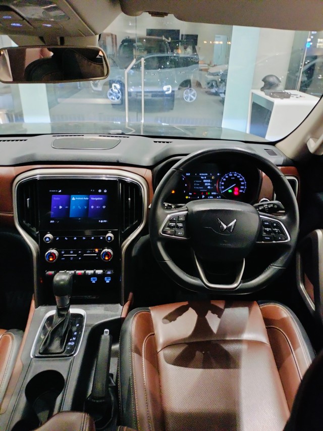 Second-hand 2023 Mahindra Scorpio N Z8 Diesel AT for sale in Jaipur-4