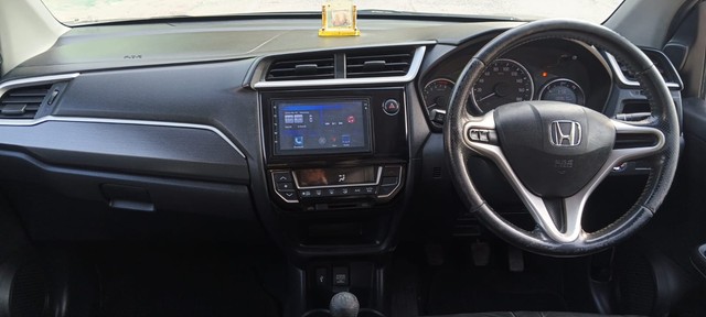 Second-hand 2017 Honda BR-V i-VTEC VX MT for sale in New Delhi-7