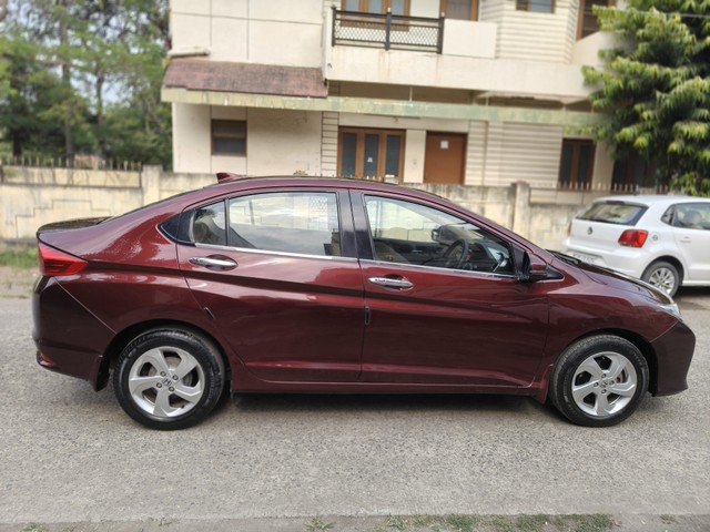 Second-hand 2014 Honda City i VTEC E for sale in Indore-1
