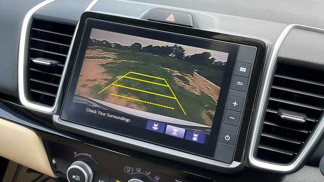 Second-hand 2022 Honda City VX MT for sale in New Delhi-14