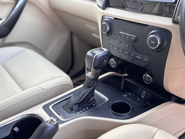 Second-hand 2021 Ford Endeavour Titanium Plus 4X2 AT for sale in New Delhi-18