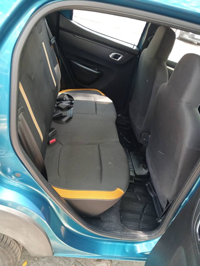 https://images10.gaadi.com/usedcar_image/UP1A.231005.007/original/2554e328-179a-4258-8631-199f4c8afba2.jpg?imwidth=6402