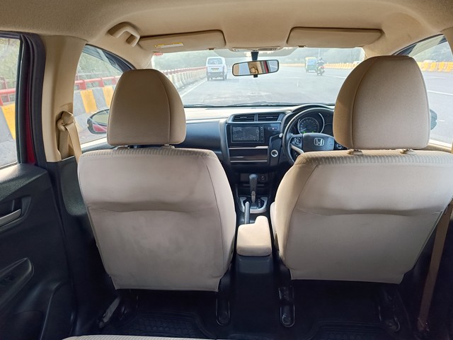 Second-hand 2018 Honda Jazz VX CVT for sale in New Delhi-10