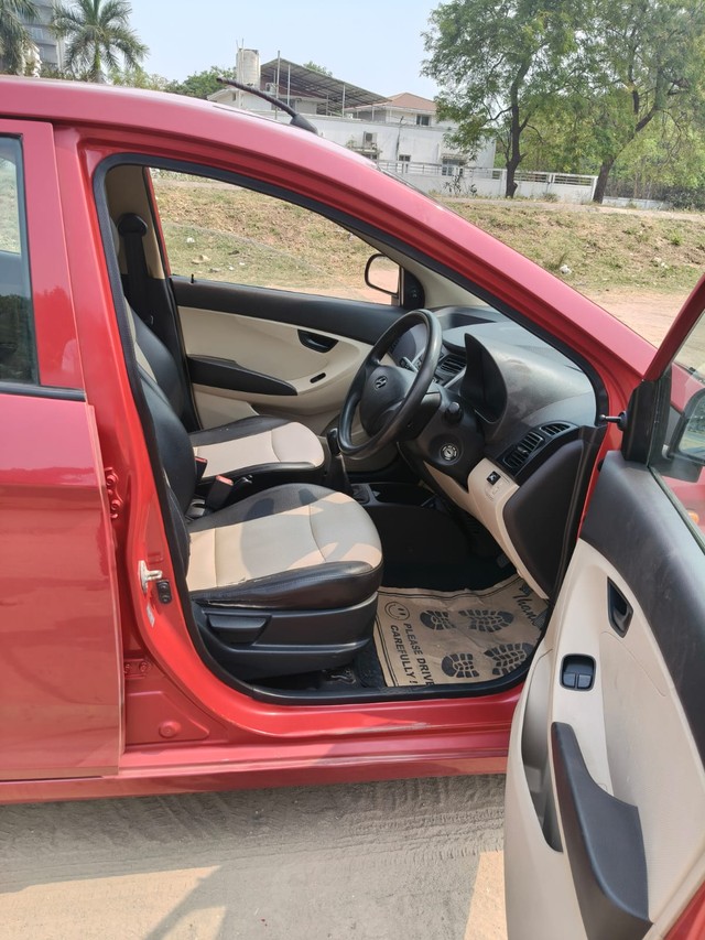 Second-hand 2016 Hyundai EON Era Plus for sale in Vadodara-10