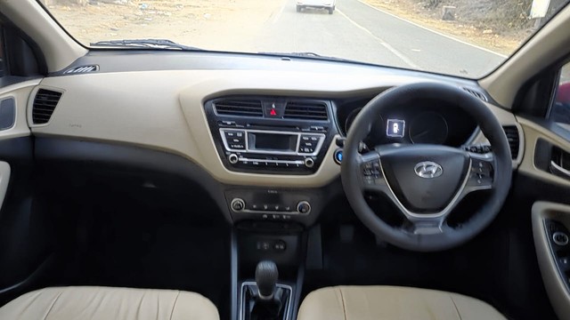 Second-hand 2015 Hyundai i20 Asta 1.2 for sale in Nagpur-9