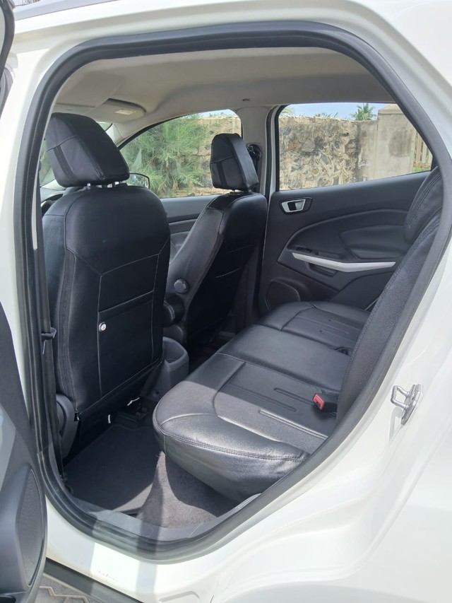 Second-hand 2014 Ford Ecosport 1.5 DV5 MT Ambiente for sale in Chennai-11