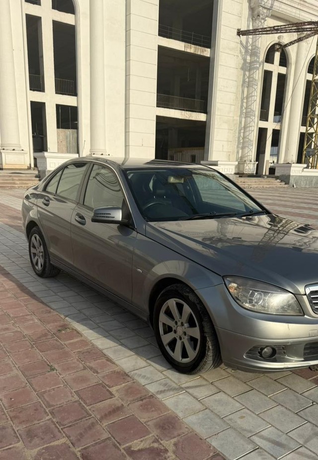 Second-hand 2011 Mercedes-Benz C-Class C 200 CGI Avantgarde for sale in Faridabad-7
