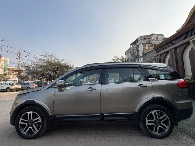 Second-hand 2017 Tata Hexa XTA for sale in New Delhi-2