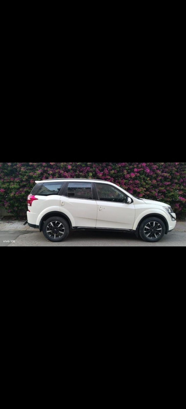 Second-hand 2019 Mahindra XUV500 W11 BSIV for sale in Indore-5