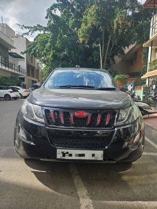 Used Mahindra XUV500 W10 AWD