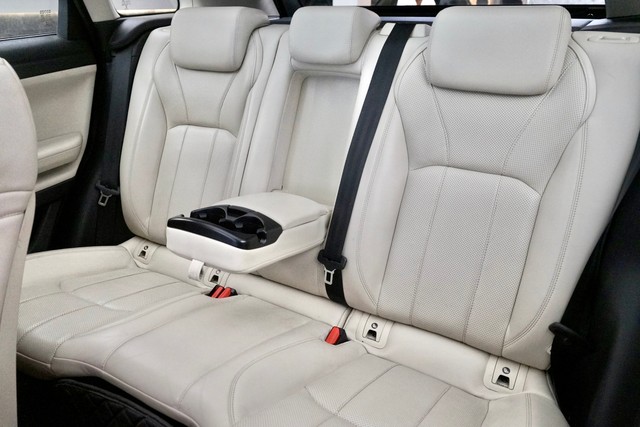 Second-hand 2019 Land Rover Range Rover Evoque 2.0 TD4 HSE for sale in New Delhi-17