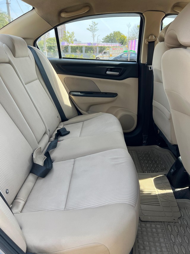 Second-hand 2018 Honda Amaze S i-VTEC for sale in Faridabad-9