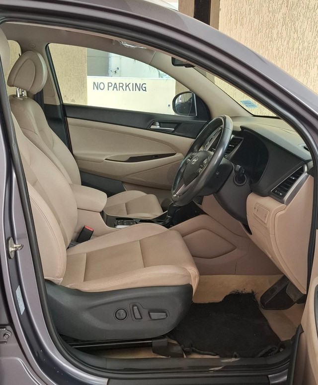 Second-hand 2018 Hyundai Tucson 2.0 Dual VTVT 2WD AT GLS for sale in Mumbai-10